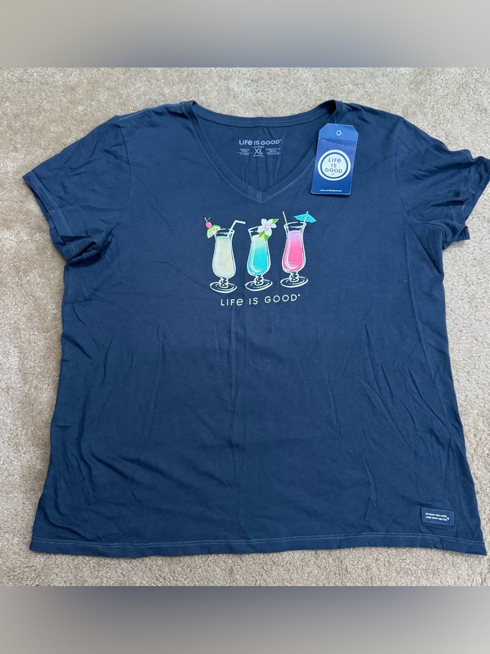 Life Is Good women’s XL Gray/Blue V-Neck Tee with Tropical Drink Trio Graphic